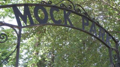Arch over entrance at Mock Park